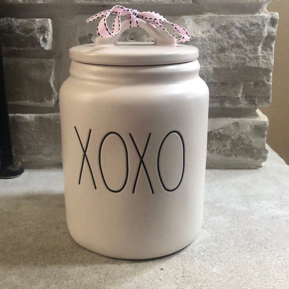 Rae Dunn Other - NWT Rae Dunn XOXO Canister